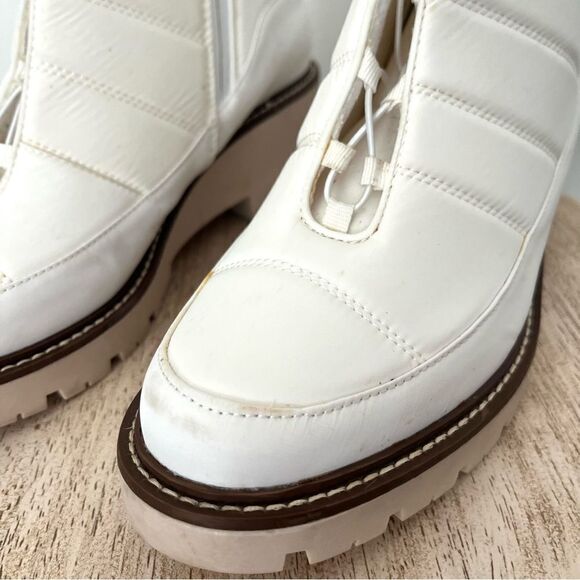 Blondo Daisy Waterproof Lug Sole Boot in White Size 10 NWOB - Picture 4 of 12